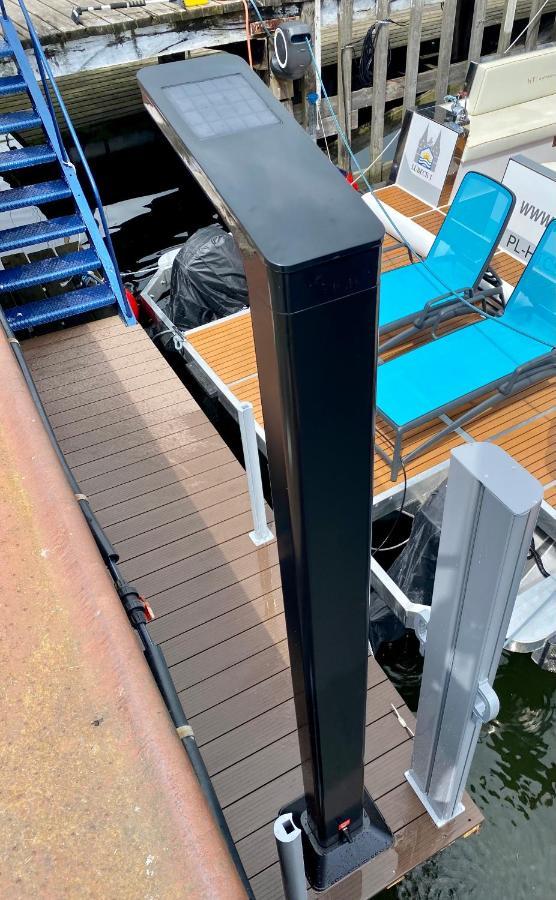 Hausboot Mit Traumlage In Luebeck-Travemuende Hotel Luaran gambar