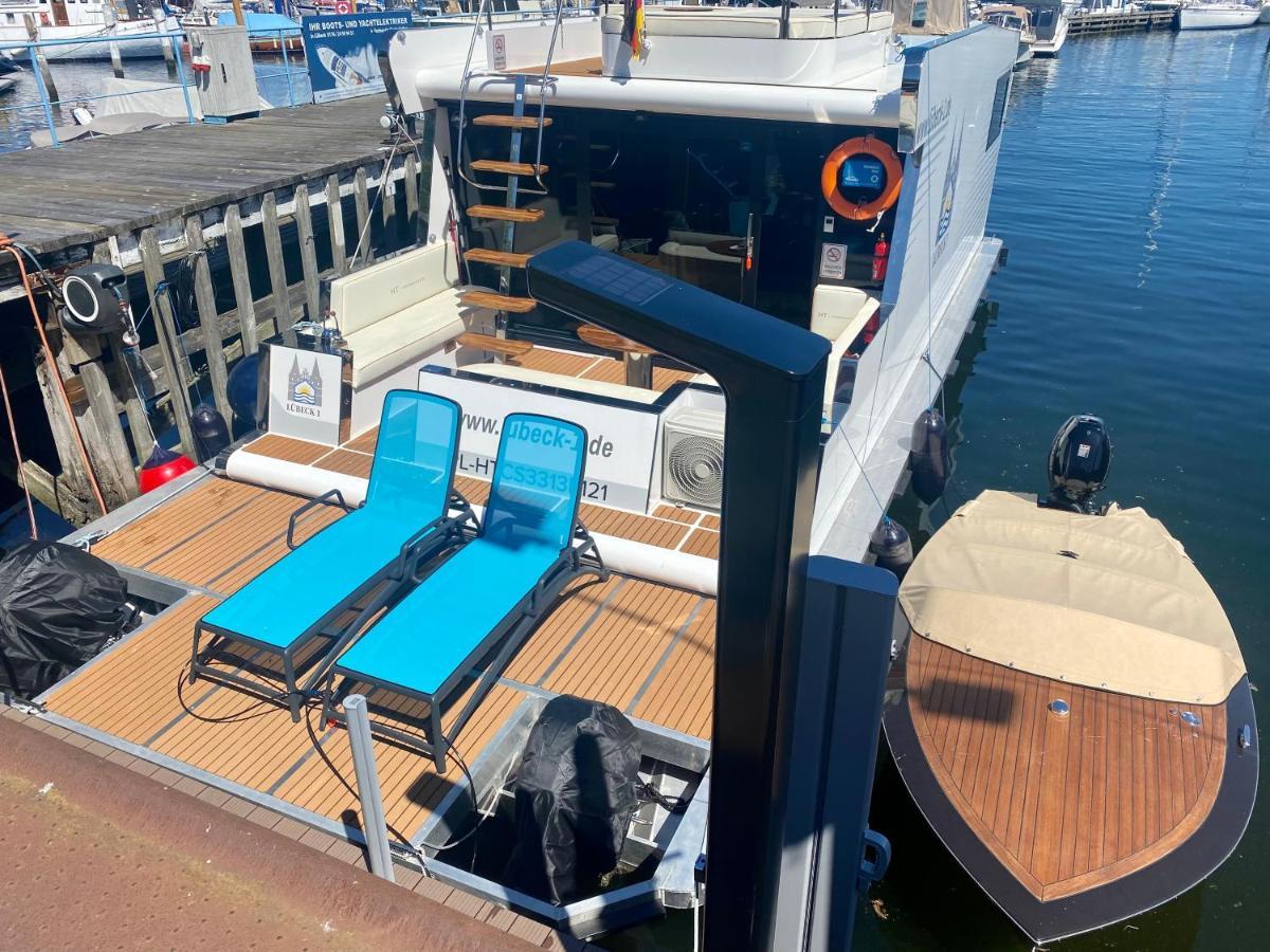 Hausboot Mit Traumlage In Luebeck-Travemuende Hotel Luaran gambar