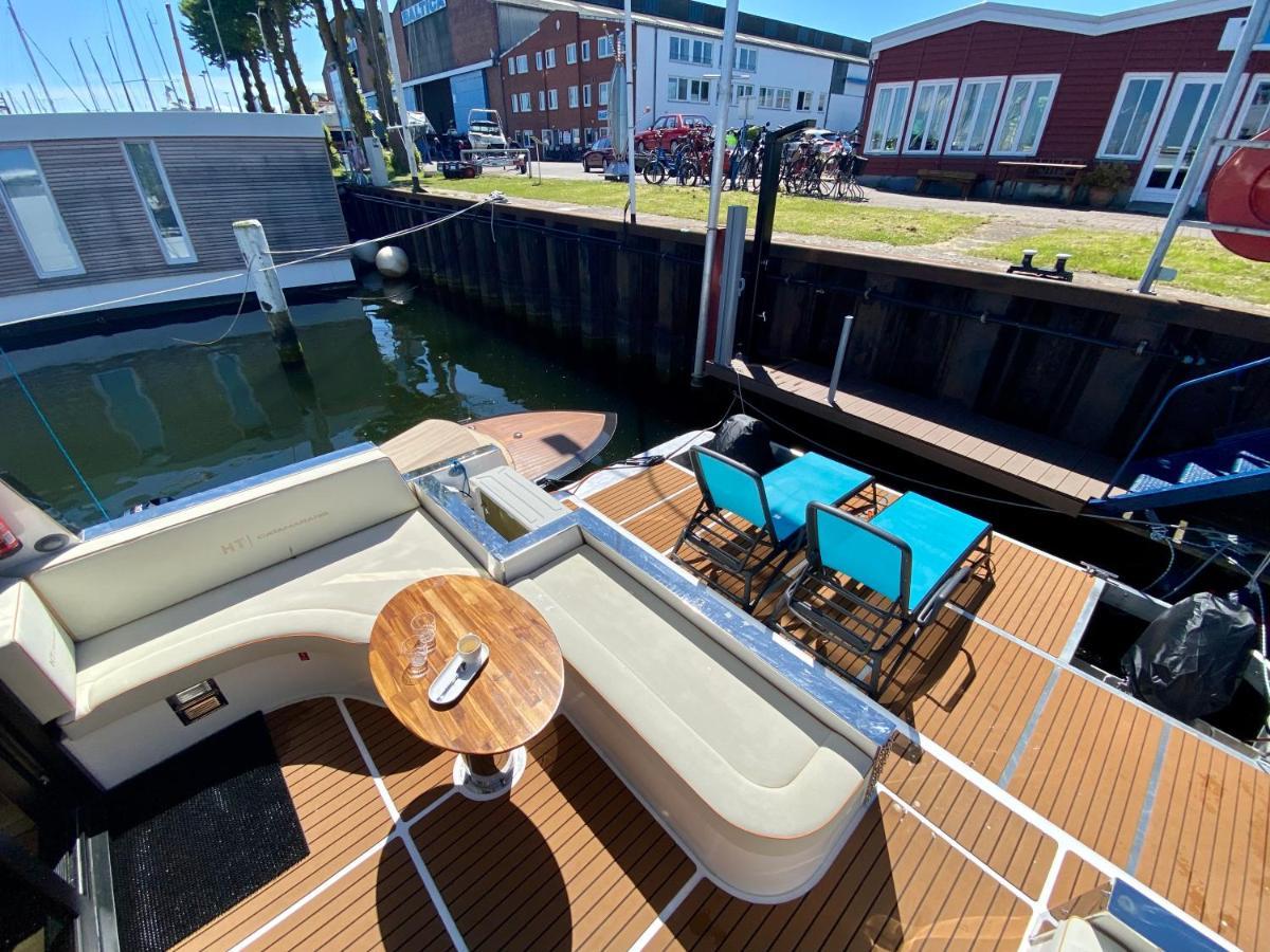 Hausboot Mit Traumlage In Luebeck-Travemuende Hotel Luaran gambar